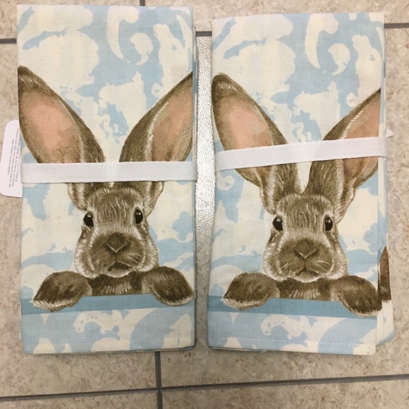 Williams Sonoma Damask Bunny Napkins 🐰❤️🐰 - Picture 7 of 8